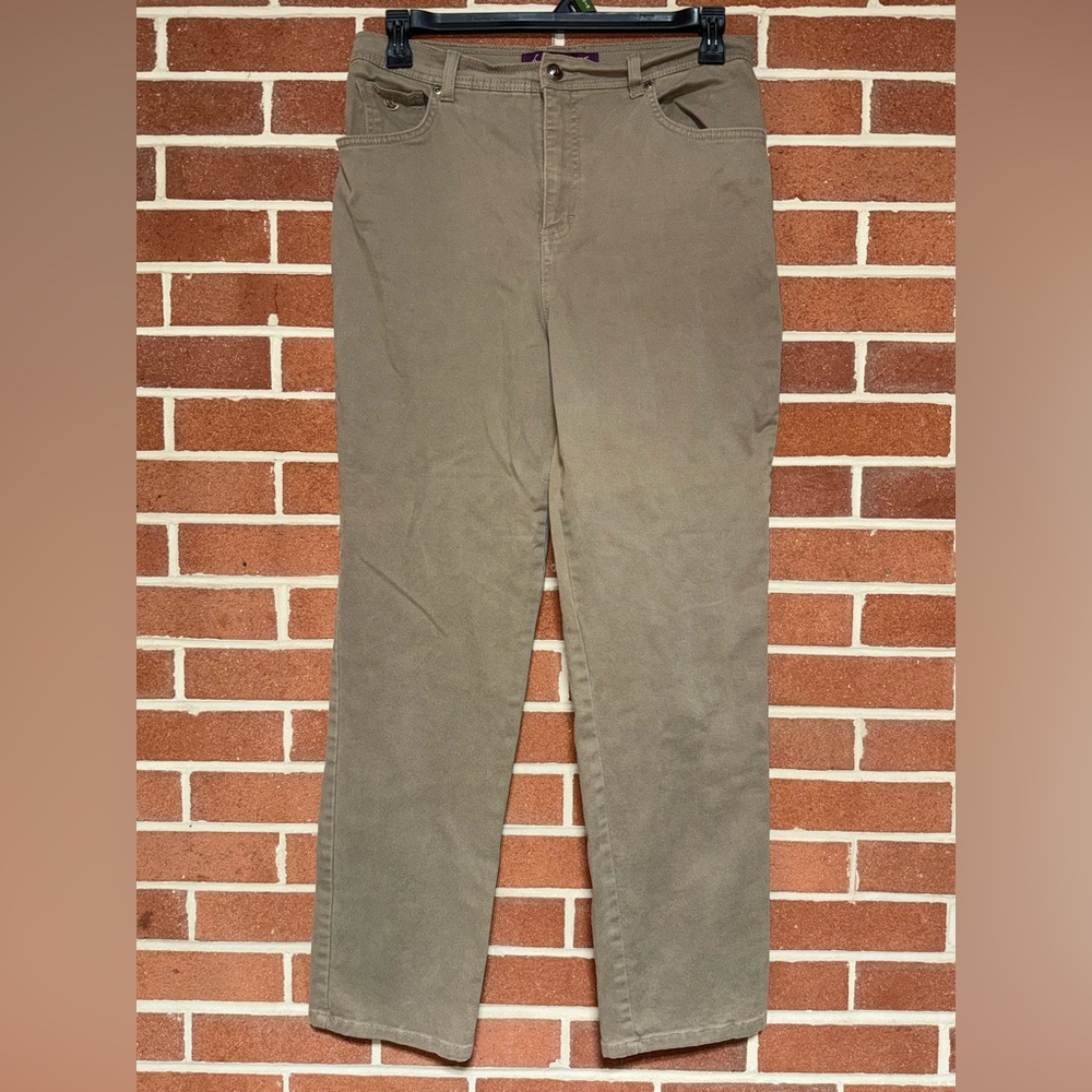 Gloria Vanderbilt Jeans Women’s Size 12 Tan